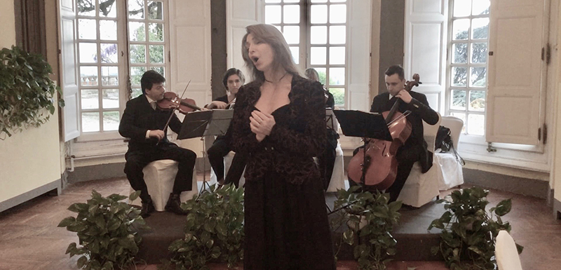 Soprano singer and String Quartet