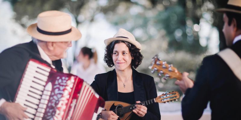 Folk Trio