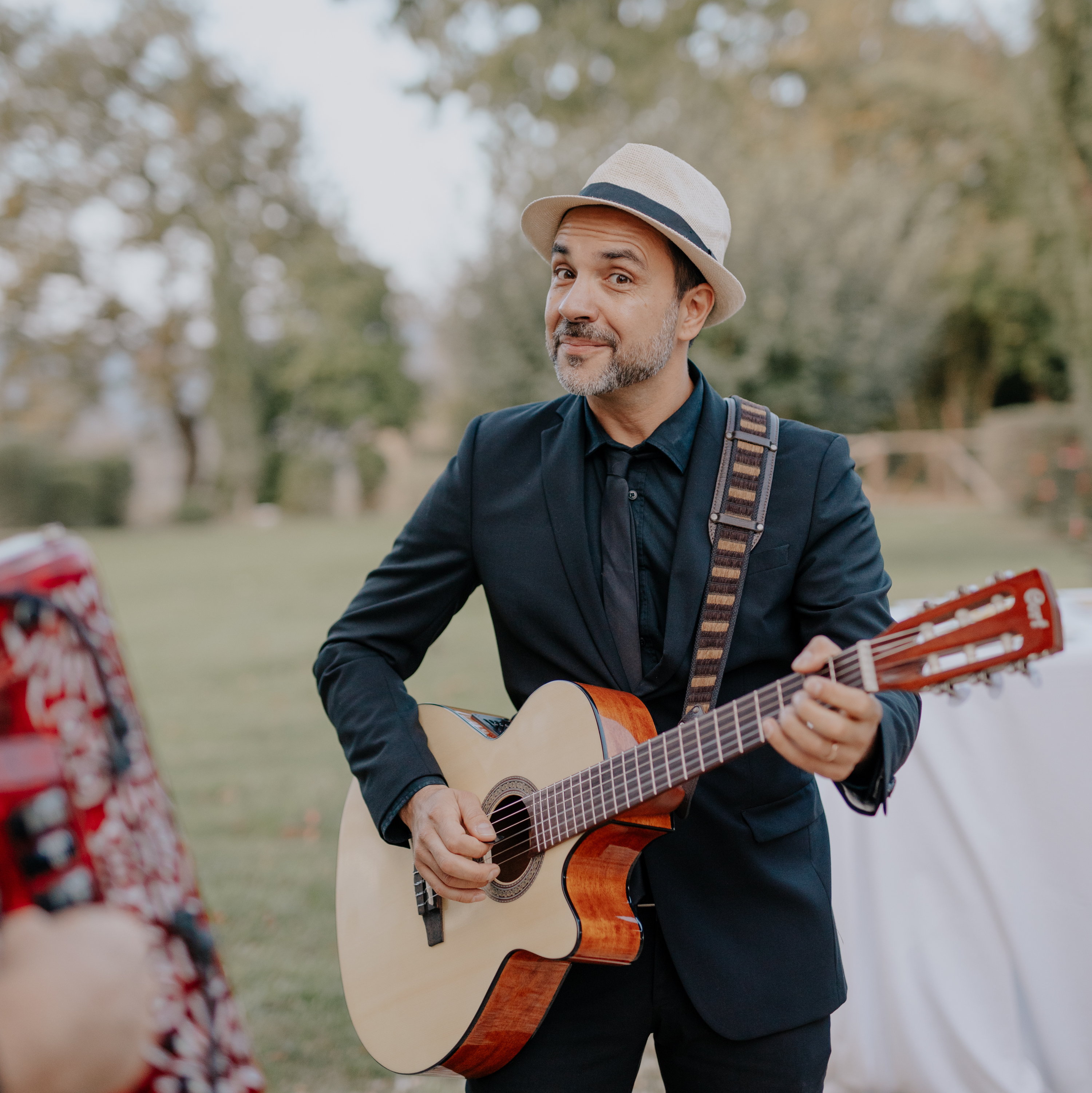 Music&Co. Folk Duo Wedding Cocktail Tuscany San Galgano